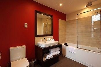 بورنماوث Chalfield Manor Boutique Hotel المظهر الخارجي الصورة